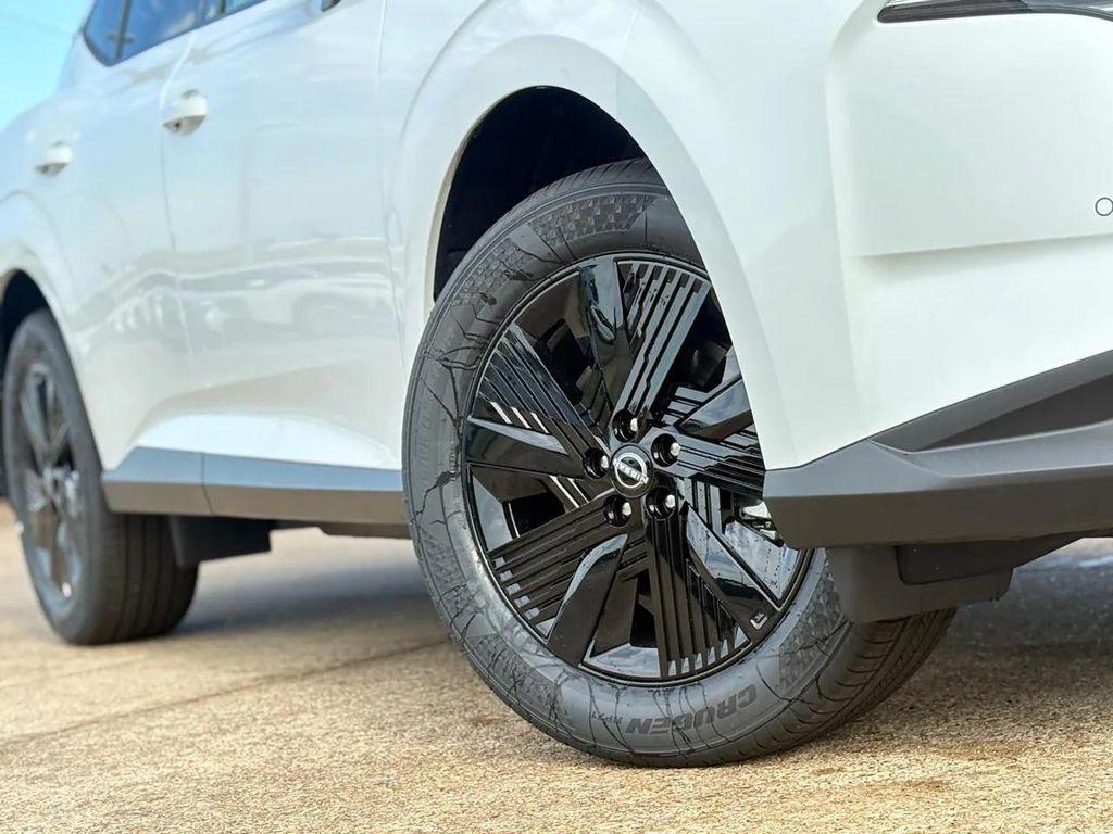 new 2025 Nissan Murano car, priced at $32,277