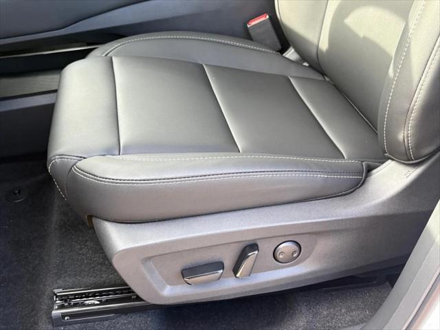 new 2025 Nissan Murano car, priced at $42,345