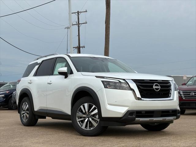 new 2025 Nissan Pathfinder car, priced at $44,960