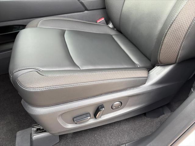 new 2025 Nissan Pathfinder car, priced at $44,960