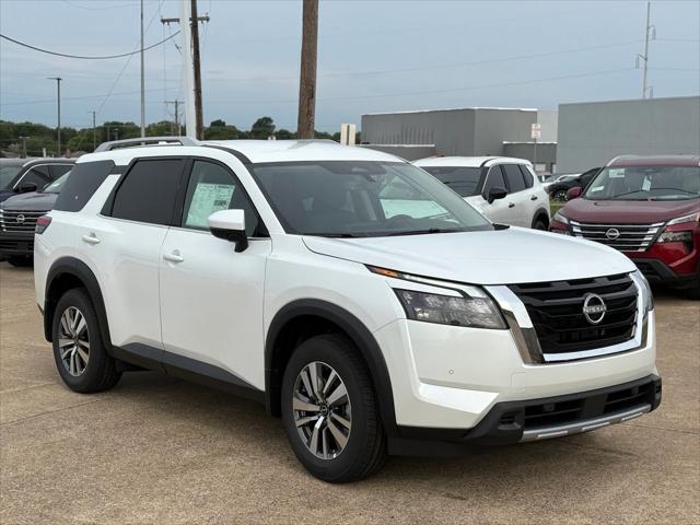 new 2025 Nissan Pathfinder car, priced at $44,960