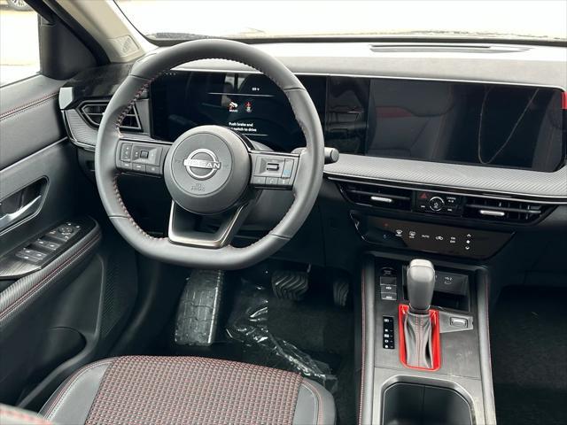 new 2025 Nissan Kicks car, priced at $30,673