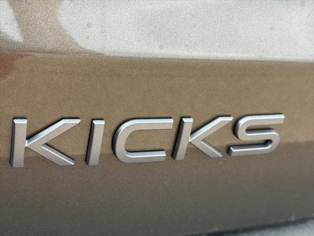 new 2025 Nissan Kicks car, priced at $27,012