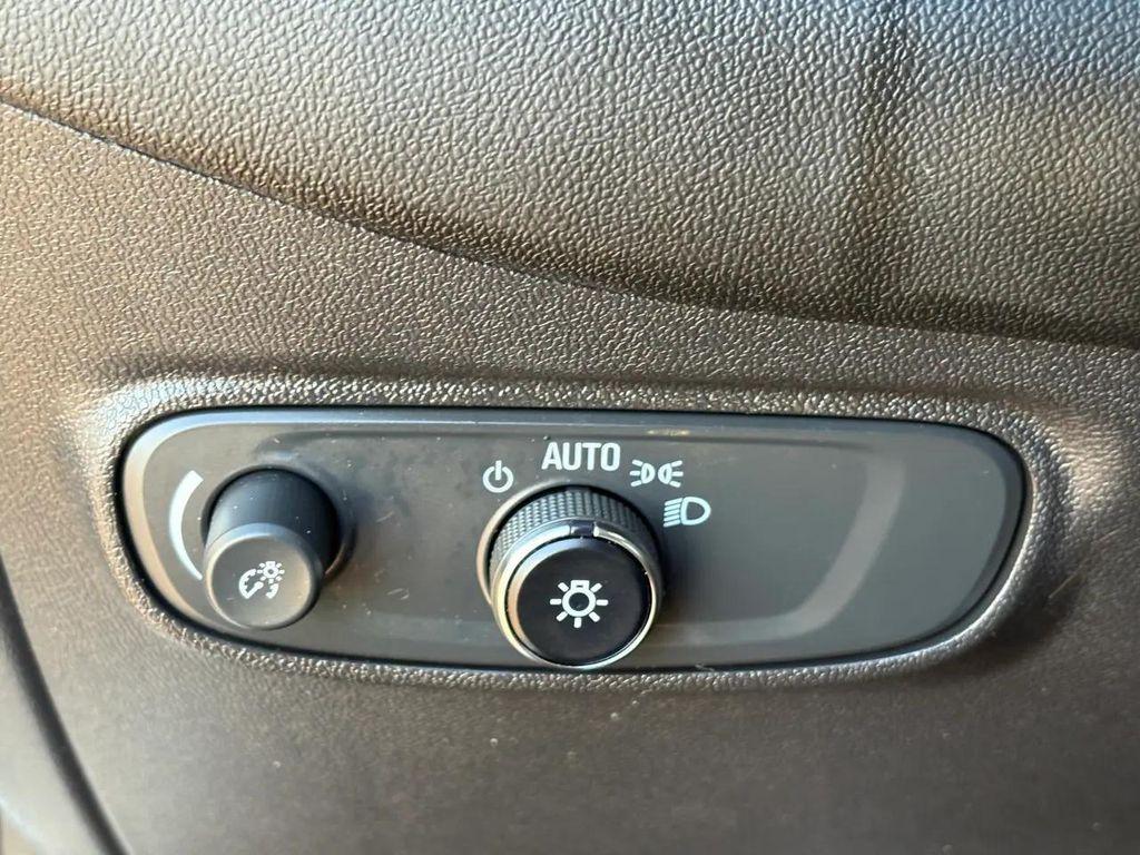 used 2022 Chevrolet Equinox car, priced at $20,758