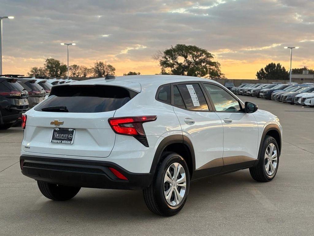 used 2024 Chevrolet Trax car, priced at $18,707