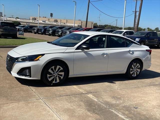 new 2025 Nissan Altima car, priced at $25,301