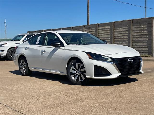 new 2025 Nissan Altima car, priced at $25,301