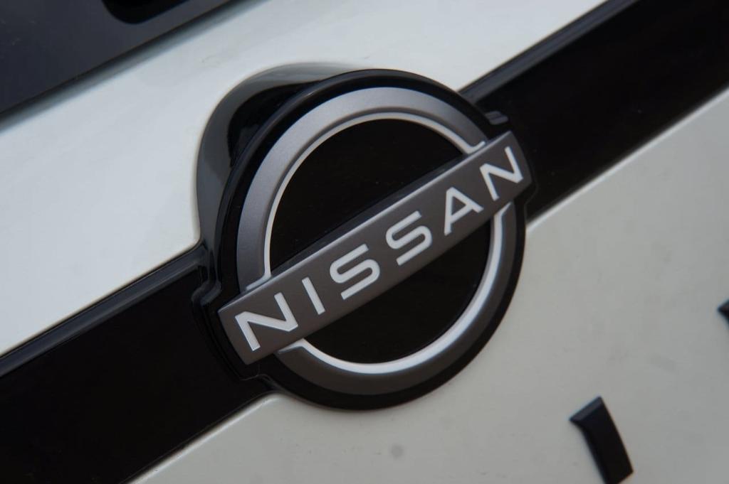new 2024 Nissan Pathfinder car, priced at $38,347