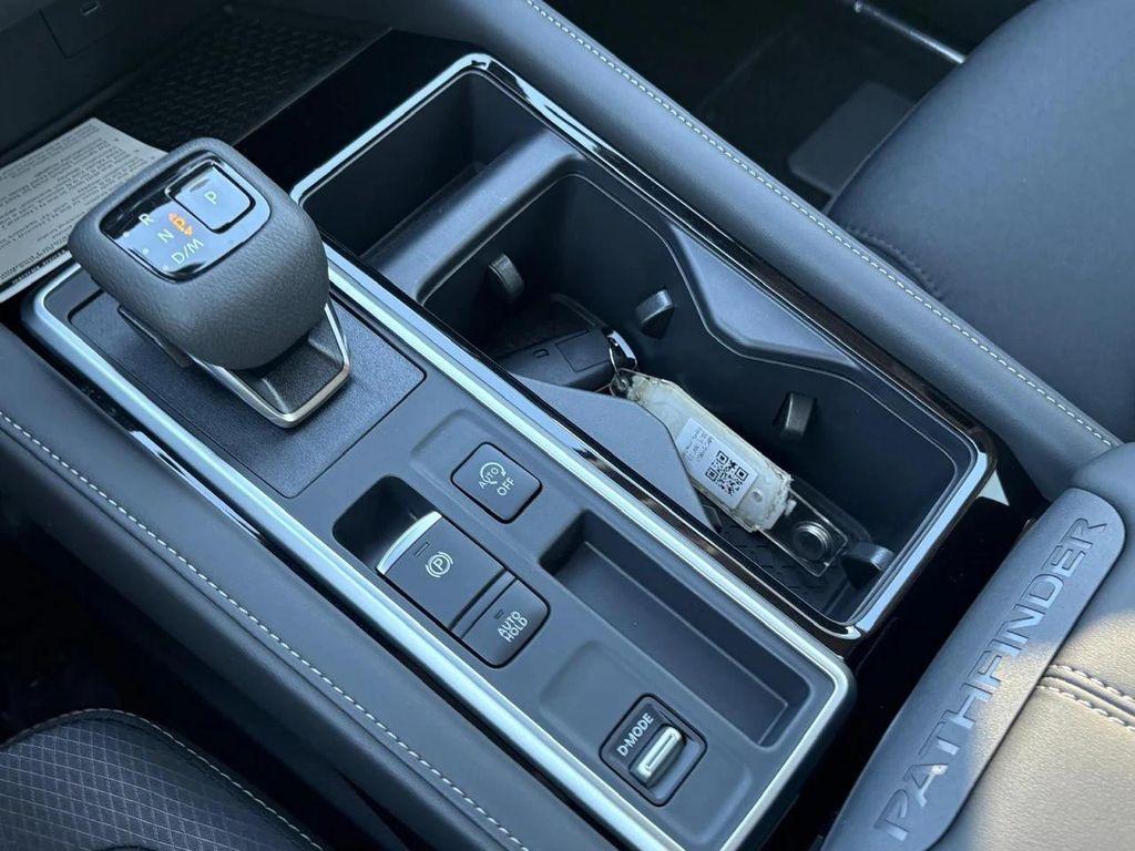 new 2025 Nissan Pathfinder car, priced at $40,364