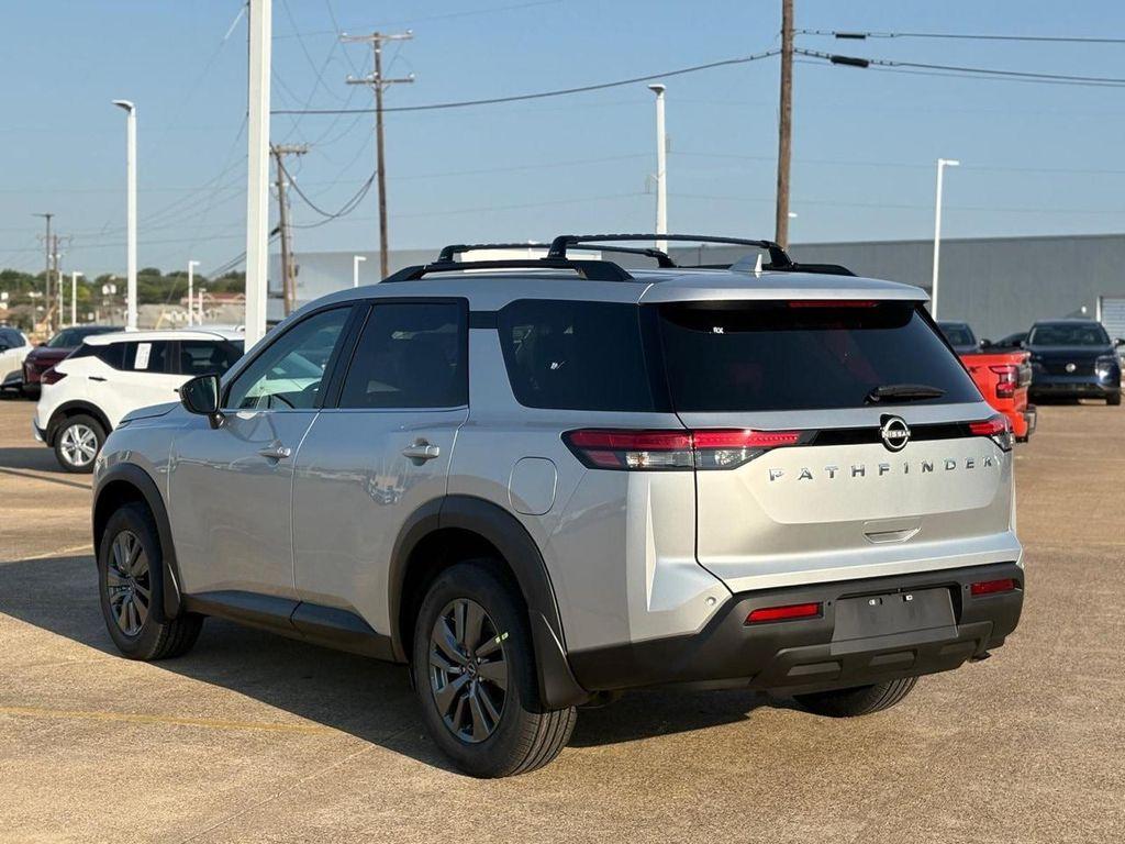 new 2025 Nissan Pathfinder car, priced at $40,364
