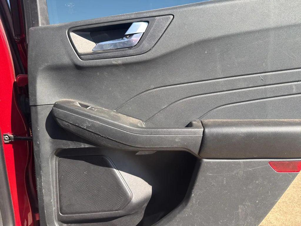 used 2021 Ford Escape car, priced at $18,267