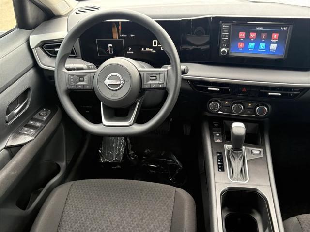 new 2025 Nissan Kicks car, priced at $22,761