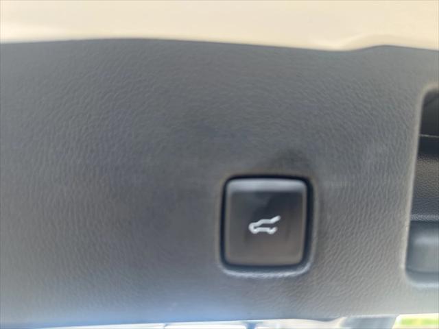 used 2022 Ford Escape car, priced at $19,995