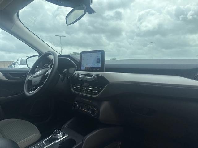 used 2022 Ford Escape car, priced at $19,995
