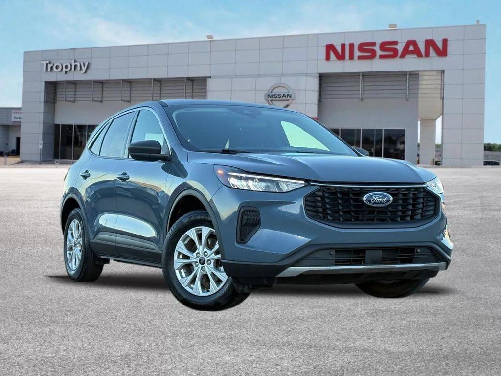 used 2024 Ford Escape car, priced at $17,922