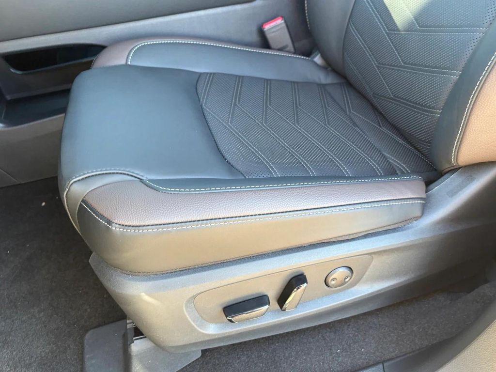 new 2025 Nissan Pathfinder car, priced at $38,934