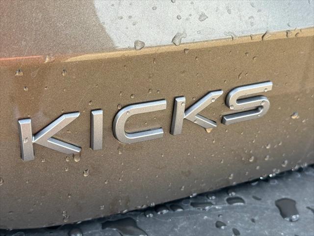 new 2025 Nissan Kicks car, priced at $29,352