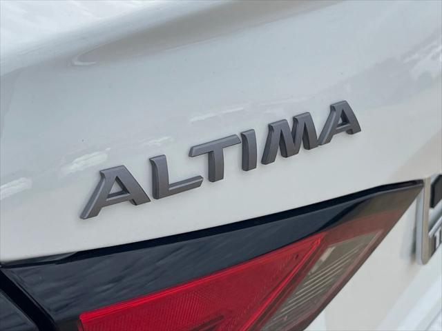 new 2025 Nissan Altima car, priced at $25,301