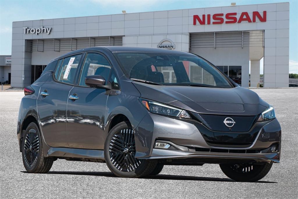 new 2024 Nissan Leaf car, priced at $35,389
