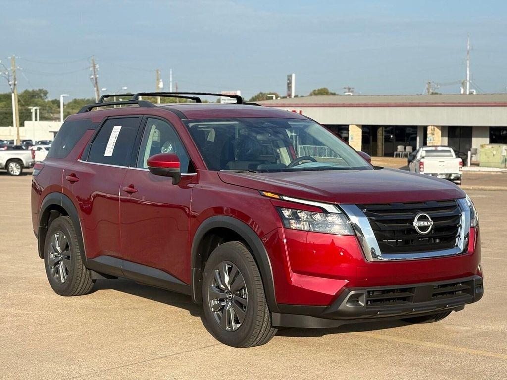 new 2025 Nissan Pathfinder car, priced at $31,404