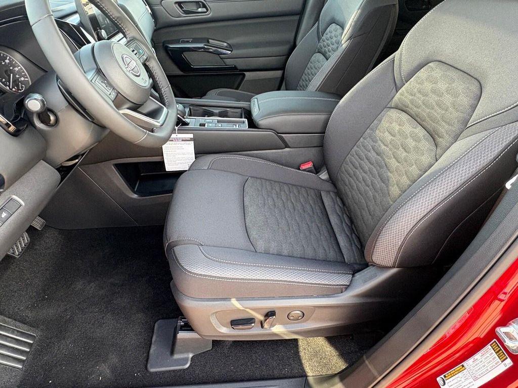 new 2025 Nissan Pathfinder car, priced at $31,404