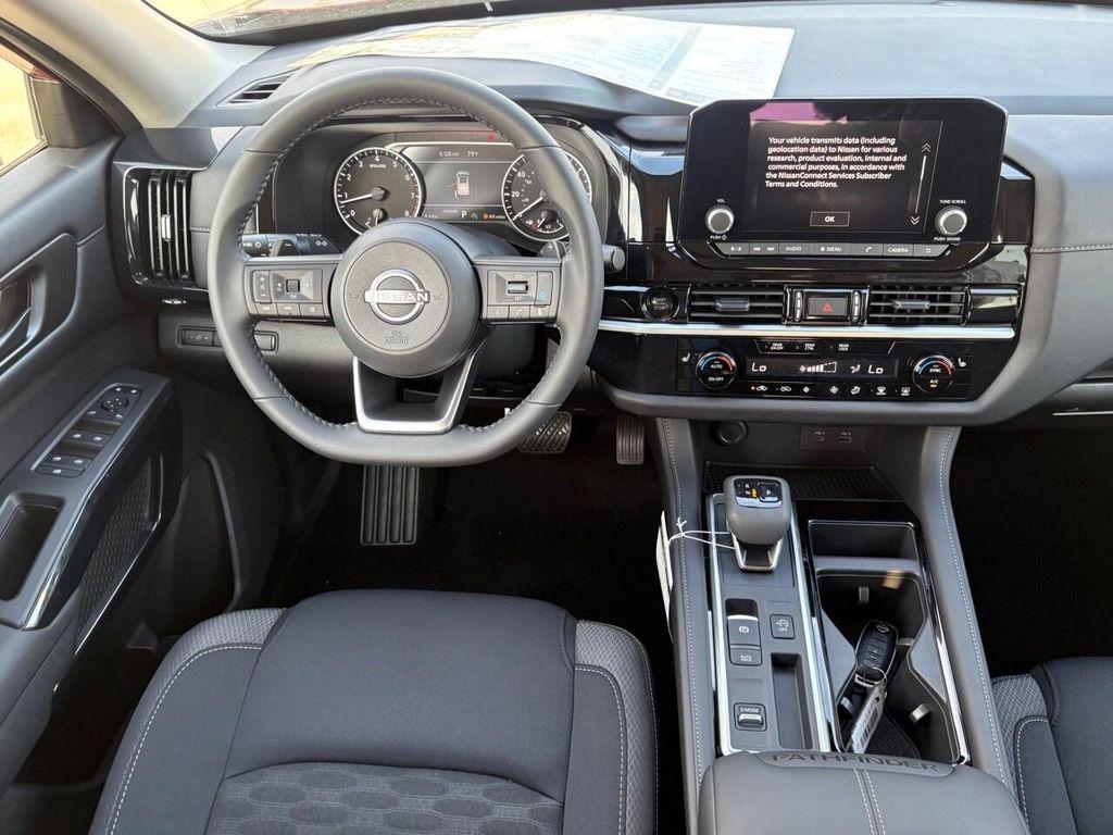 new 2025 Nissan Pathfinder car, priced at $31,404