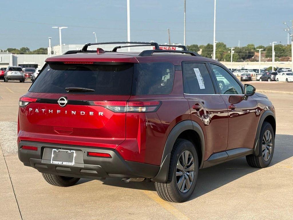new 2025 Nissan Pathfinder car, priced at $31,404