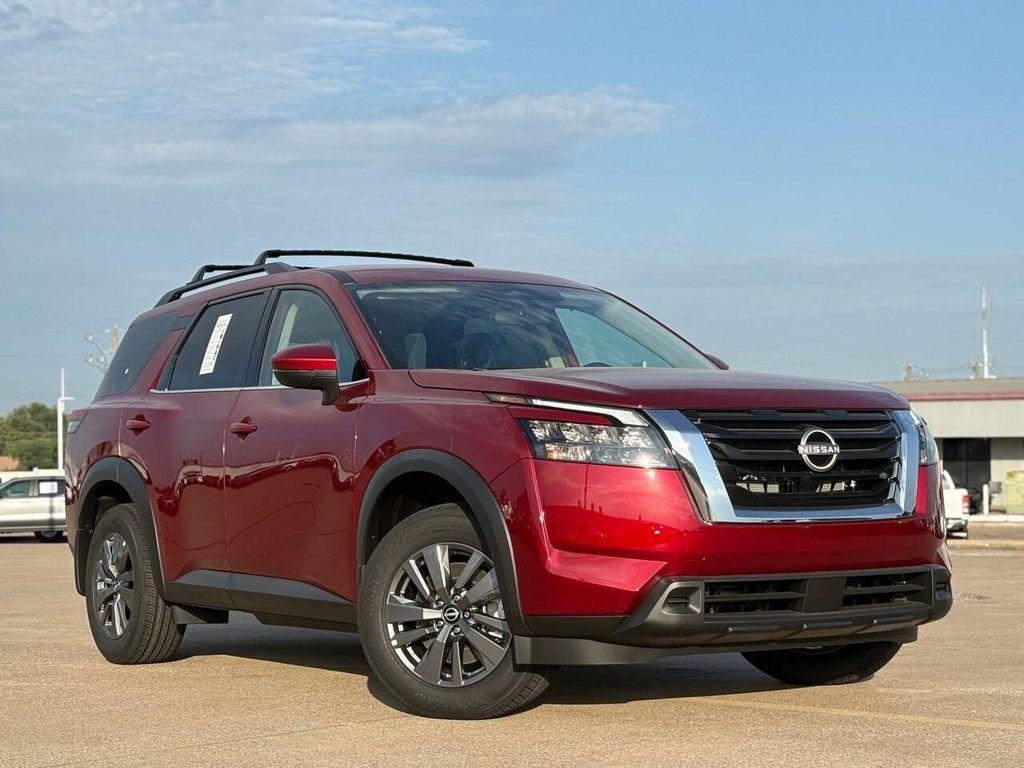 new 2025 Nissan Pathfinder car, priced at $31,404