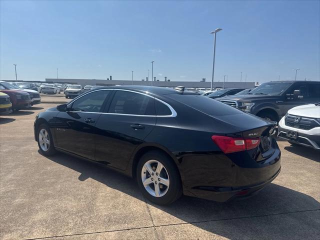 used 2019 Chevrolet Malibu car, priced at $17,260