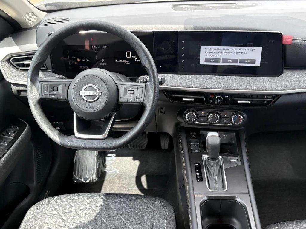 new 2025 Nissan Kicks car, priced at $25,136