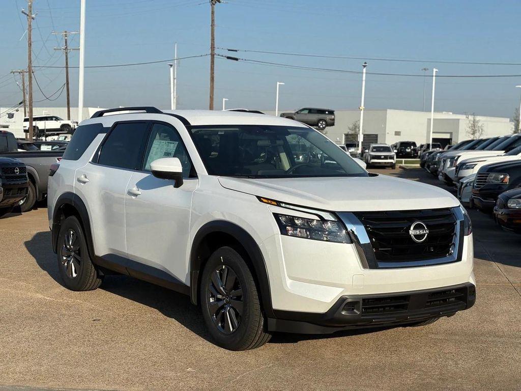 new 2025 Nissan Pathfinder car, priced at $31,443