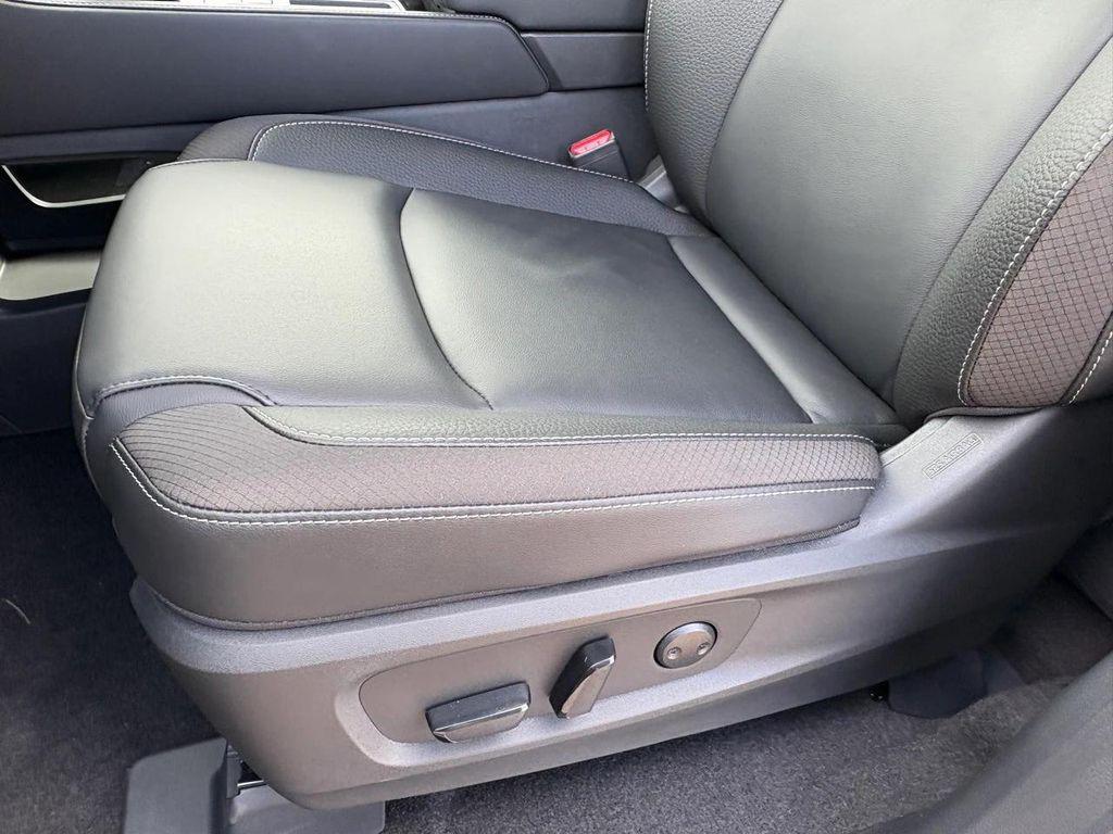 new 2025 Nissan Pathfinder car, priced at $37,830