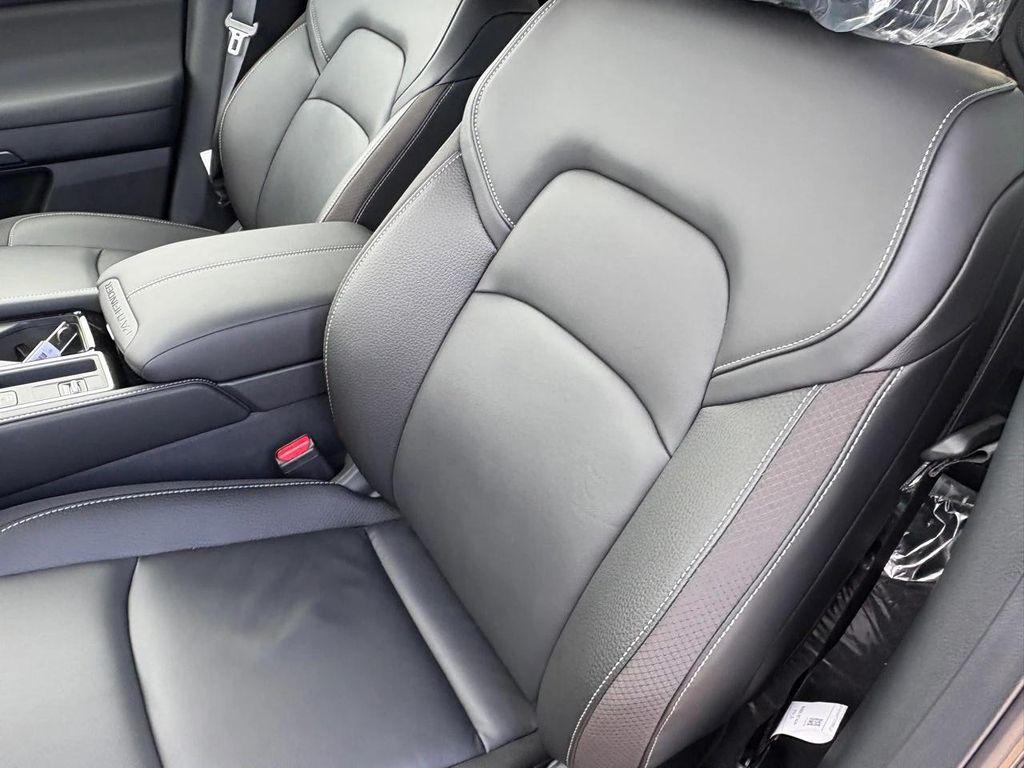 new 2025 Nissan Pathfinder car, priced at $37,830