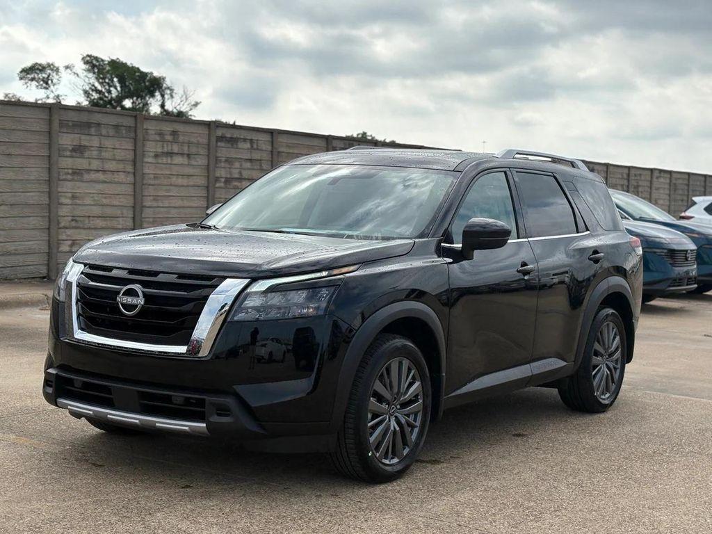 new 2025 Nissan Pathfinder car, priced at $37,830