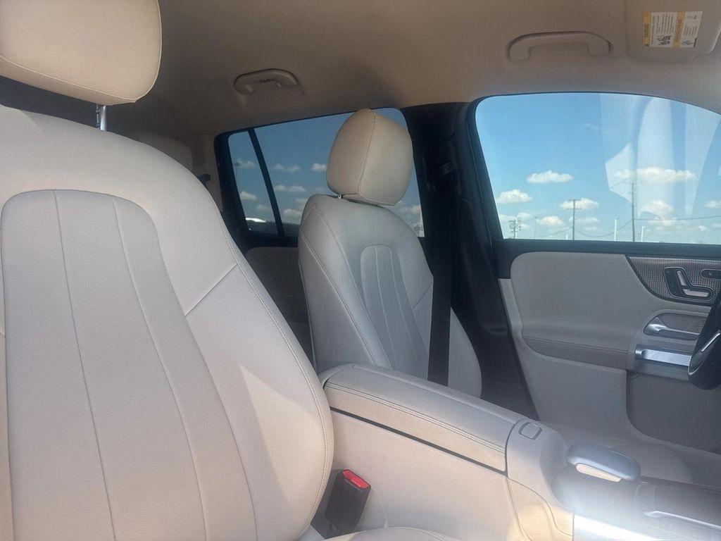 used 2020 Mercedes-Benz GLB 250 car, priced at $20,425