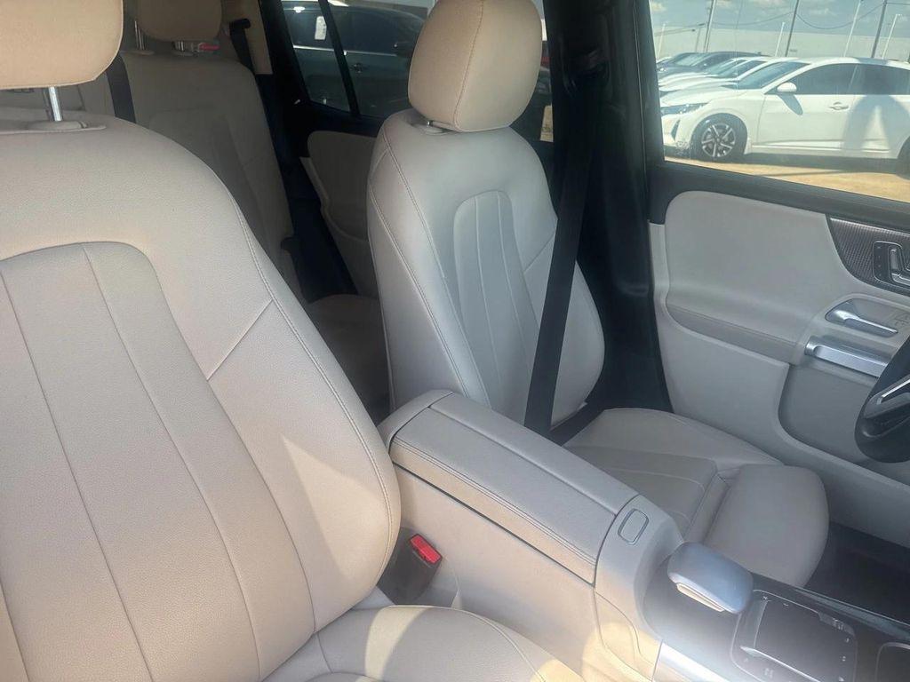 used 2020 Mercedes-Benz GLB 250 car, priced at $20,425
