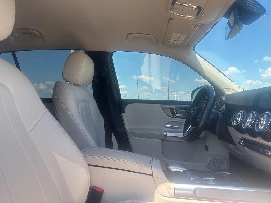 used 2020 Mercedes-Benz GLB 250 car, priced at $20,425