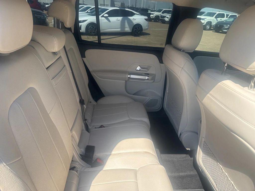 used 2020 Mercedes-Benz GLB 250 car, priced at $20,425