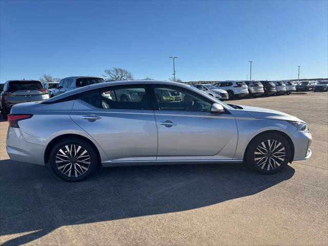 used 2023 Nissan Altima car, priced at $19,497