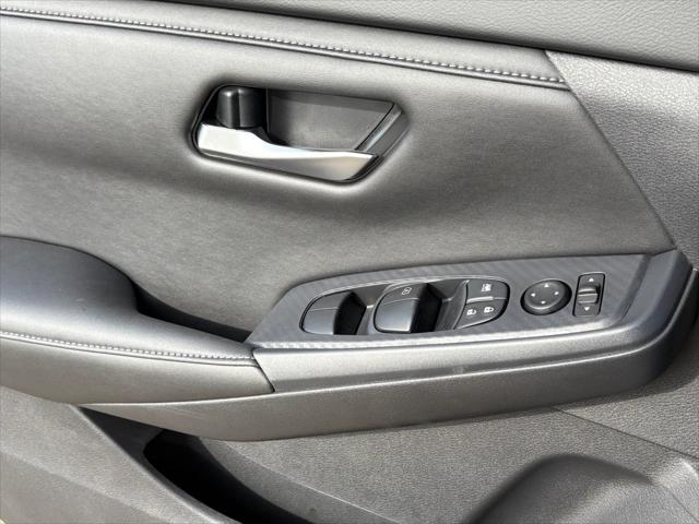 new 2025 Nissan Sentra car, priced at $24,654