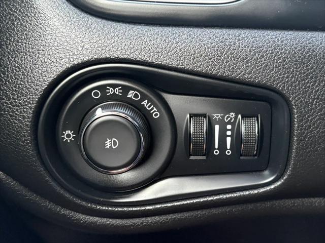used 2016 Jeep Renegade car, priced at $12,746