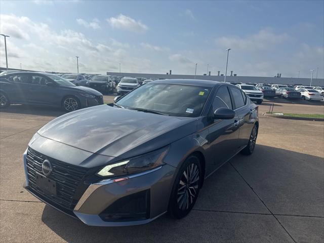 used 2023 Nissan Altima car, priced at $22,995