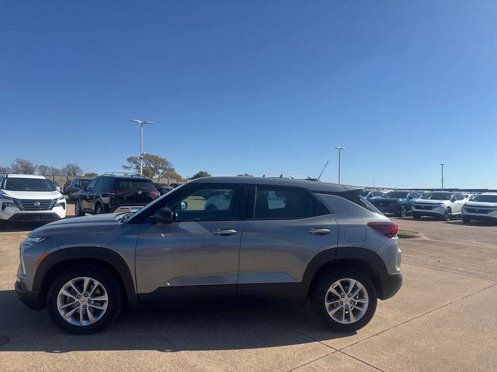 used 2024 Chevrolet TrailBlazer car, priced at $18,108