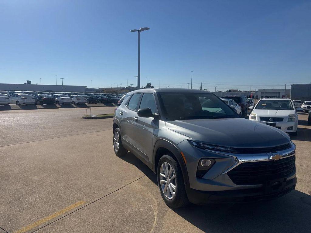 used 2024 Chevrolet TrailBlazer car, priced at $18,108