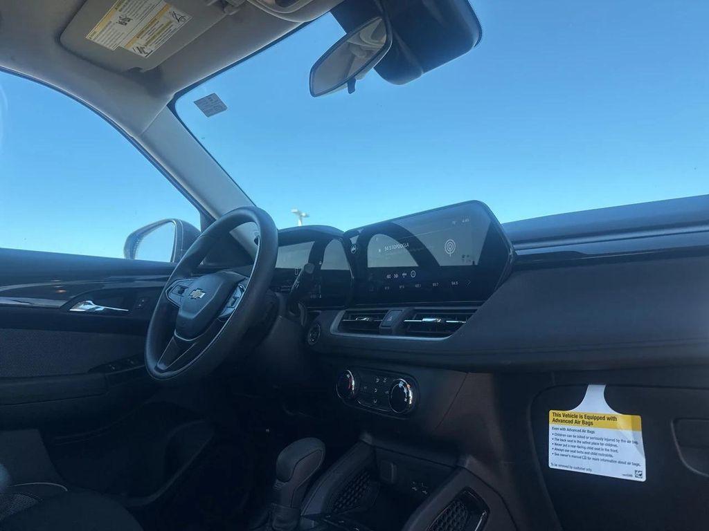used 2024 Chevrolet TrailBlazer car, priced at $18,108