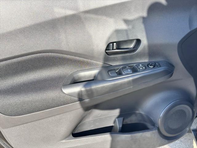 new 2025 Nissan Kicks car, priced at $23,307