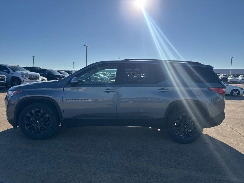 used 2021 Chevrolet Traverse car, priced at $20,958