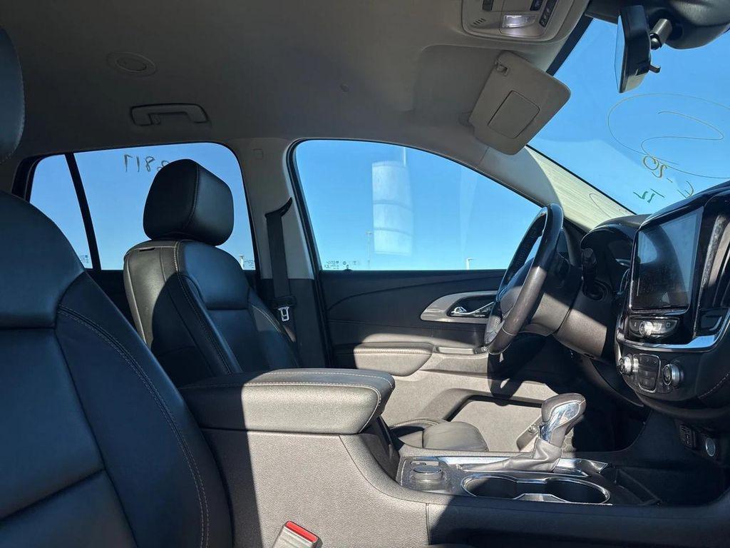used 2021 Chevrolet Traverse car, priced at $20,958