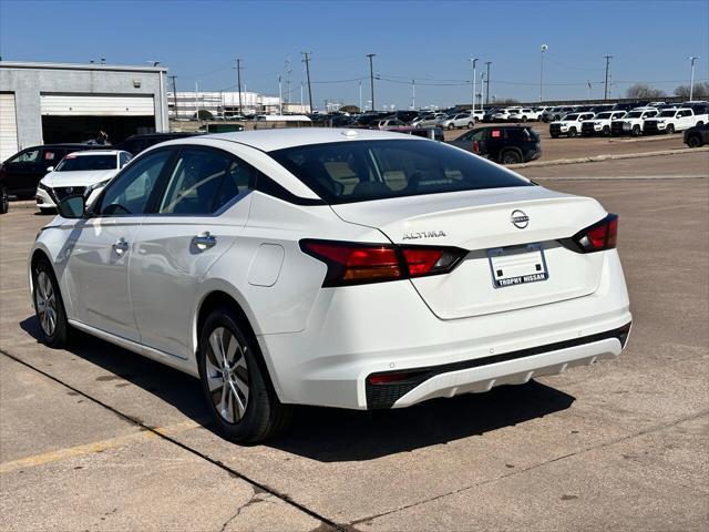 new 2025 Nissan Altima car, priced at $25,801
