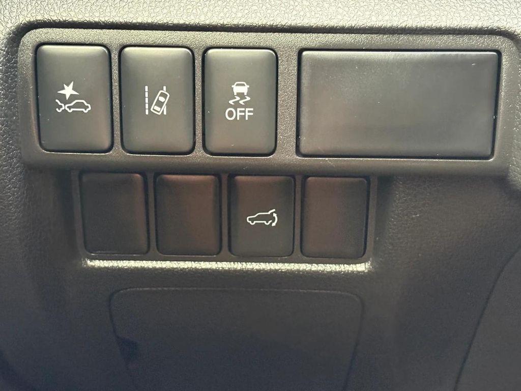 used 2025 Mitsubishi Eclipse Cross car, priced at $18,981